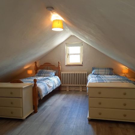 Mary'S Bespoke Cottage Килларни Экстерьер фото