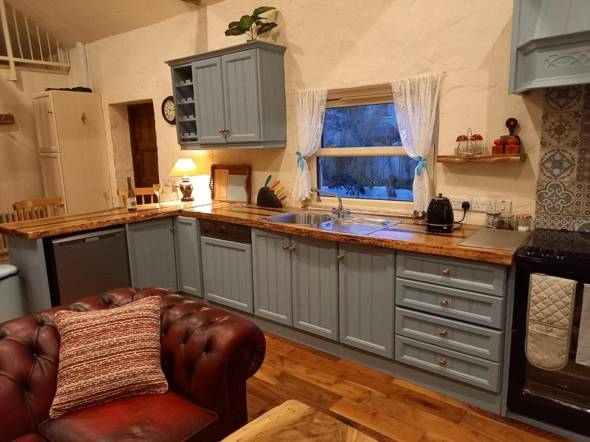 Mary'S Bespoke Cottage Килларни Экстерьер фото